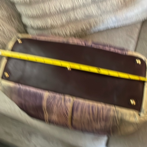 YVES  Saint Laurant Very large Purple Muse  Bag  18 “ X 12”. - Picture 12 of 15